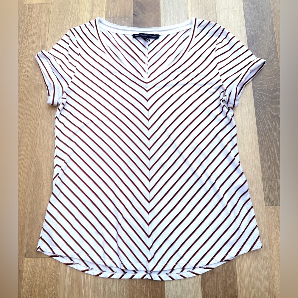 White House Black Market Women’s Red and White Chevron Top